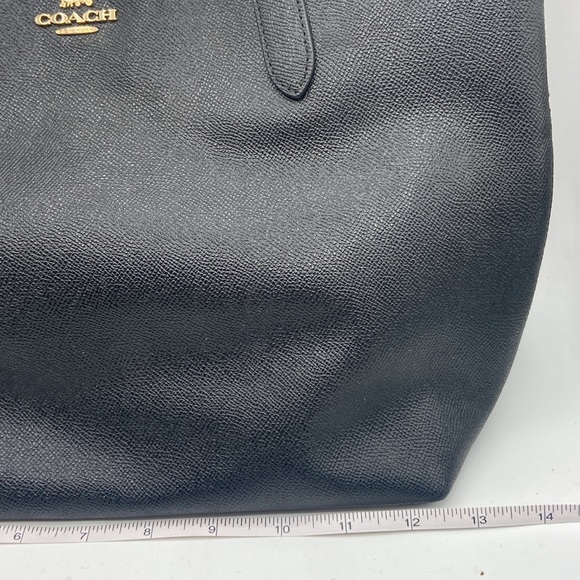 Coach Carryall in black - Picture 13 of 16